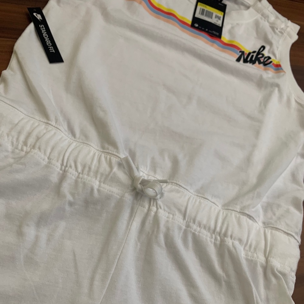 COPY - Nike women’s Shorts romper - Picture 2 of 8